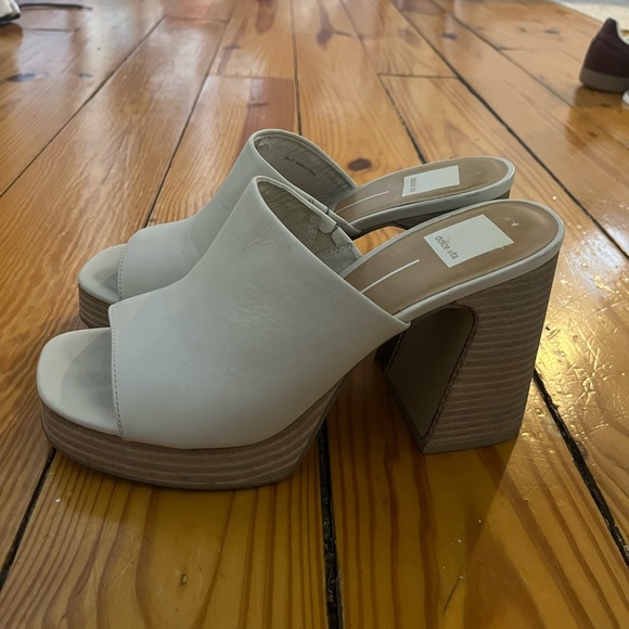 Dolce Vita Cream Open-Toe Platform Block Heel Sandals - Picture 5 of 5